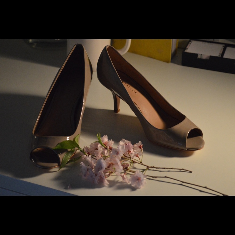 Ann Taylor heels